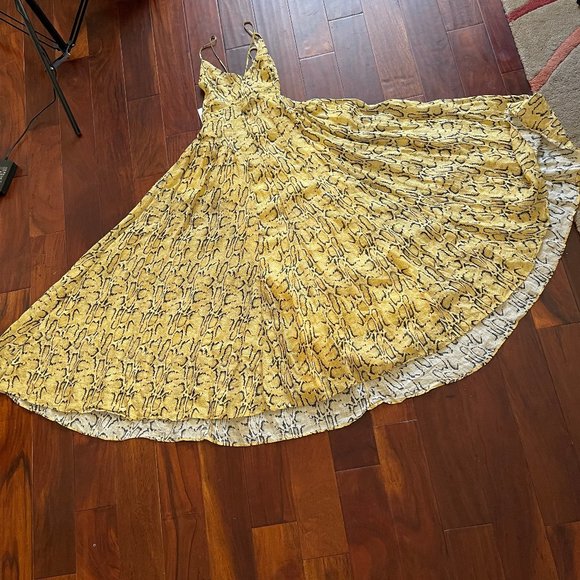 NWT Frame Malibu Yellow Python Print Cross Back Maxi Dress - Picture 13 of 15